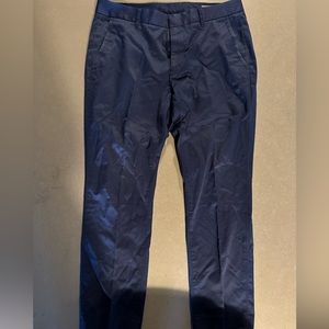 Stretch Weekday Warrior Dress Pants-33x28. Navy